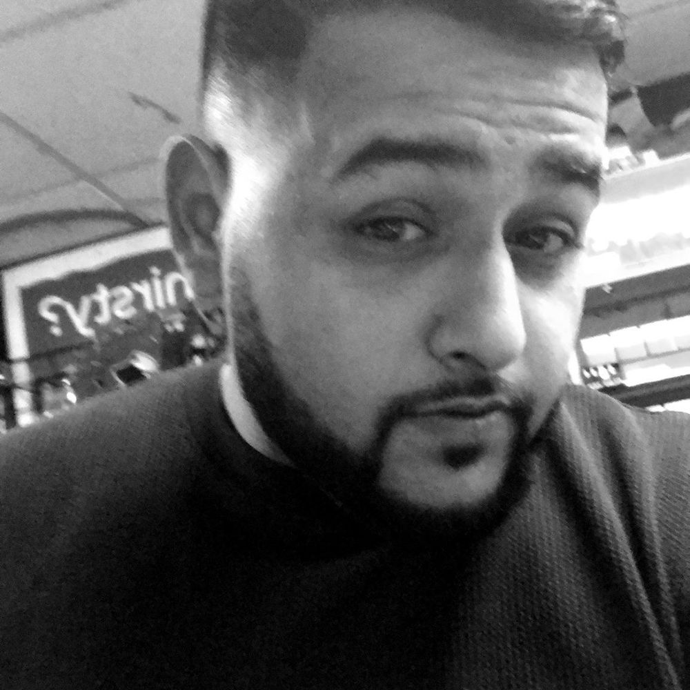 Meet your Posher, Faraz